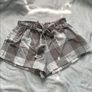 Checkered flow shorts